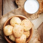 Milk and homemade buns Karnawałowe przekąski bez laktozy