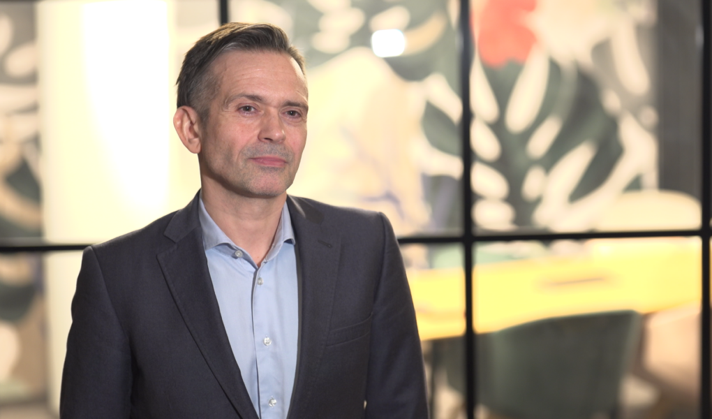 ponichtera-slad-foto_1-1 Centra danych chcą redukować swój ślad węglowy. Inwestują nie tylko w zieloną energię, lecz także w odpowiednie materiały budowlane i systemy chłodzenia