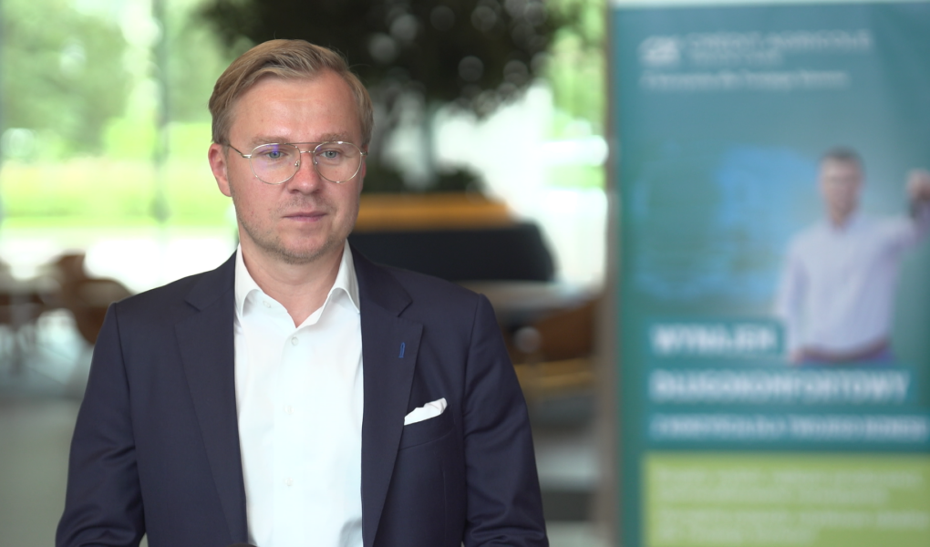 efl-pojazdy-foto Wynajem pojazdów ciężkich coraz bardziej konkurencyjny dla kredytu i leasingu. EFL kupił TRUCK CARE, potentata tego rynku