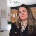 298-ai-badanie-lazarski.-foto Pracownicy i studenci często korzystają ze sztucznej inteligencji do celów prywatnych. Nie wiedzą, jak ją wykorzystać w pracy